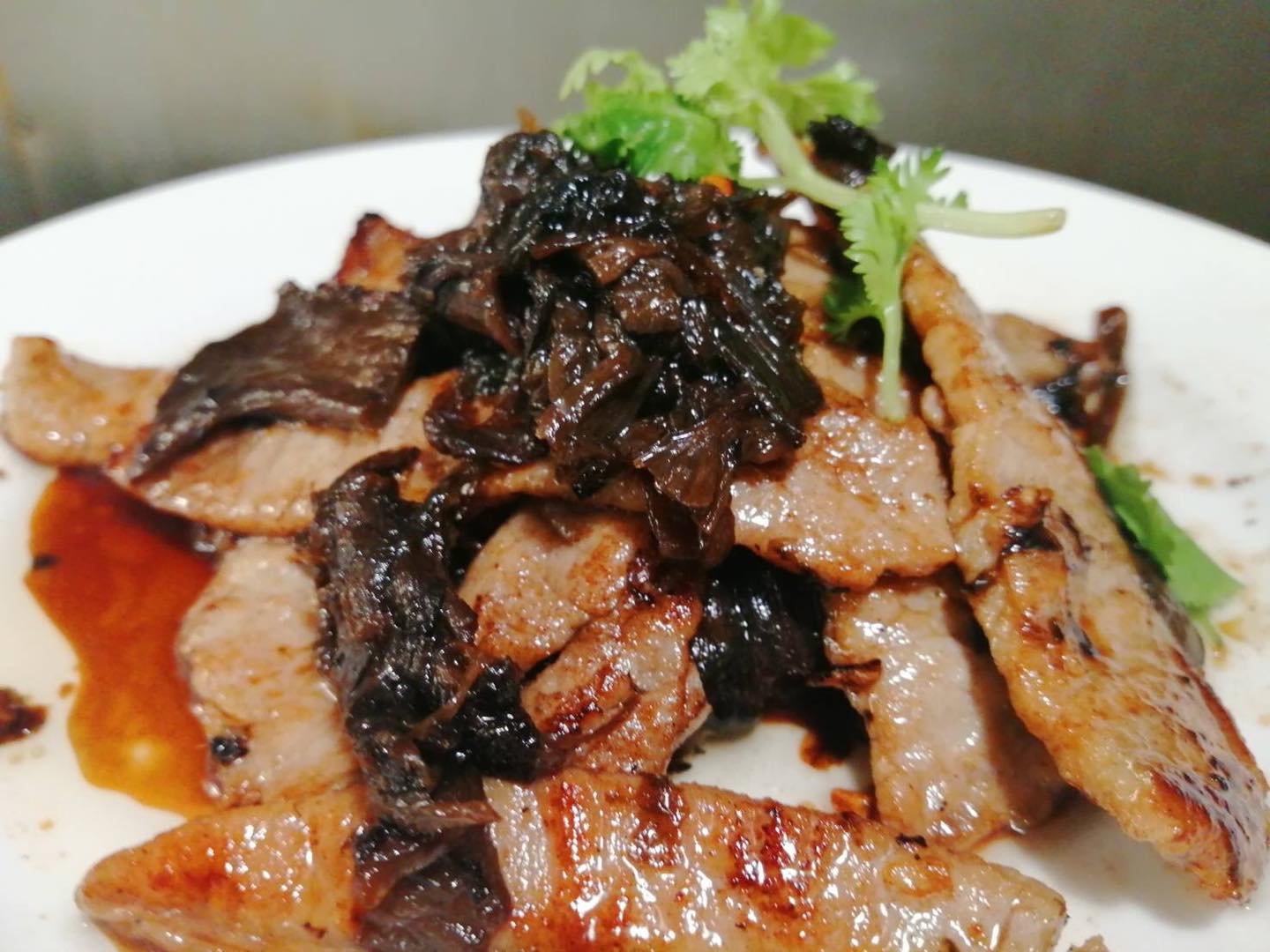 甘妹弄堂的招牌菜梅干豬里肌